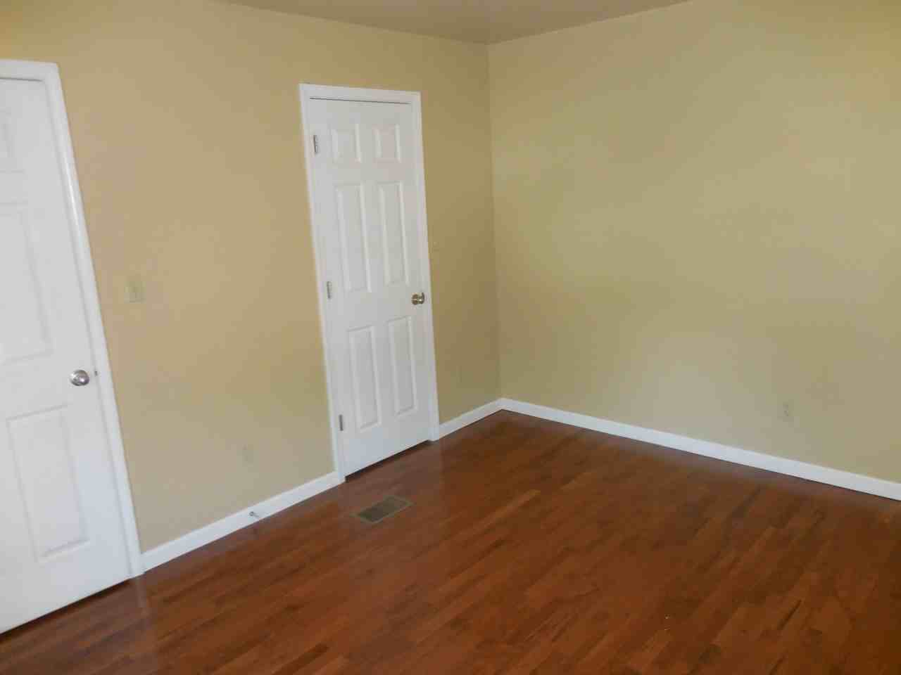 110 American Ave #1 - Photo 7 of 9