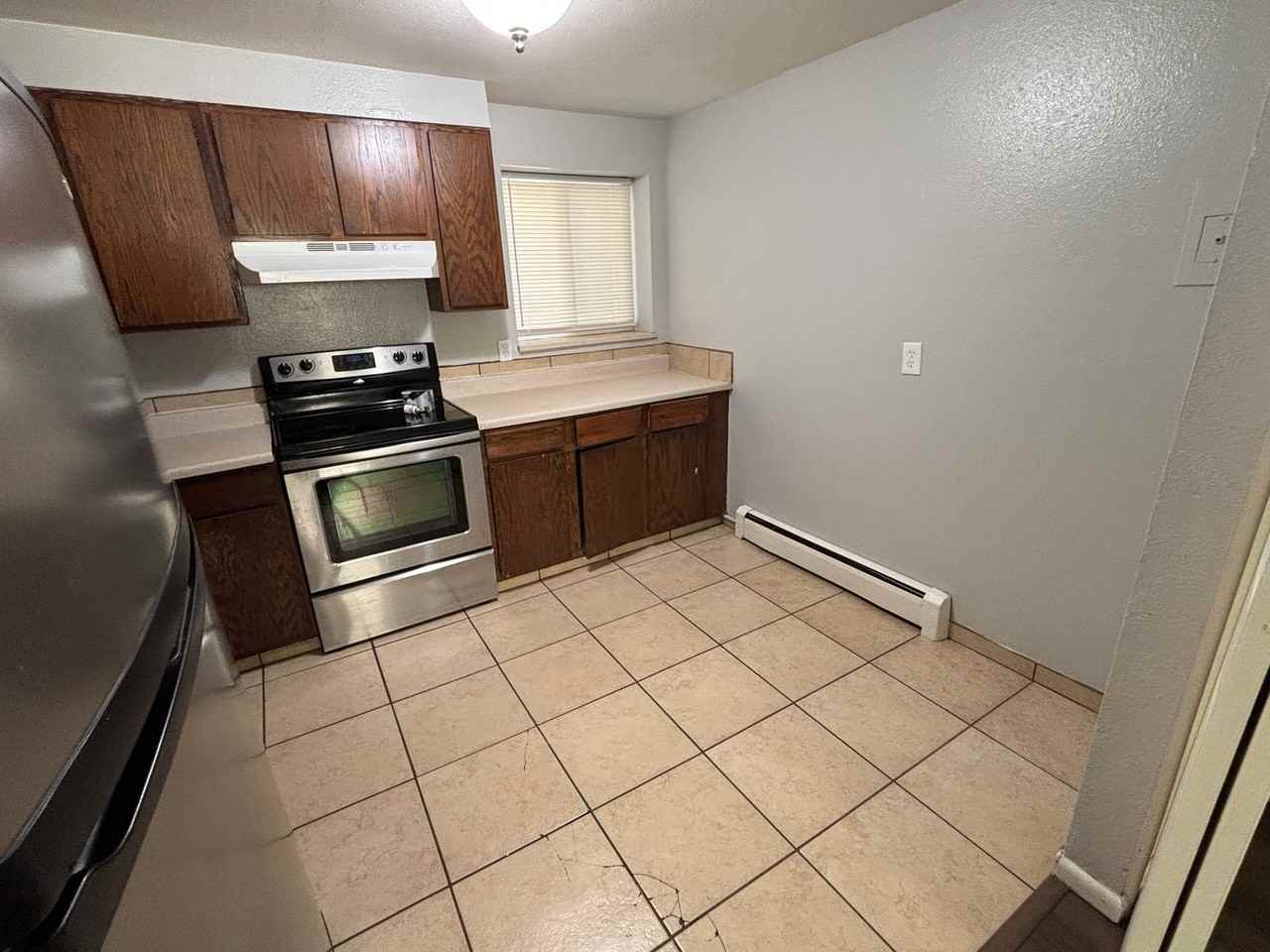 2890 Montebello Dr. W - Photo 2 of 5
