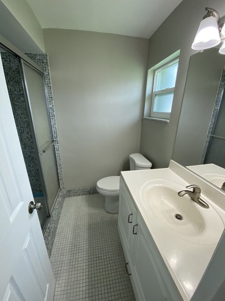 2170 Emerald Ct #1 - Photo 6 of 10