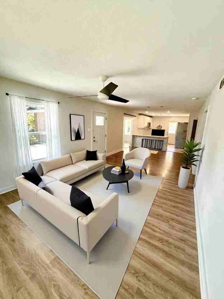 403 Marquis Ln #1 - Photo 4 of 16