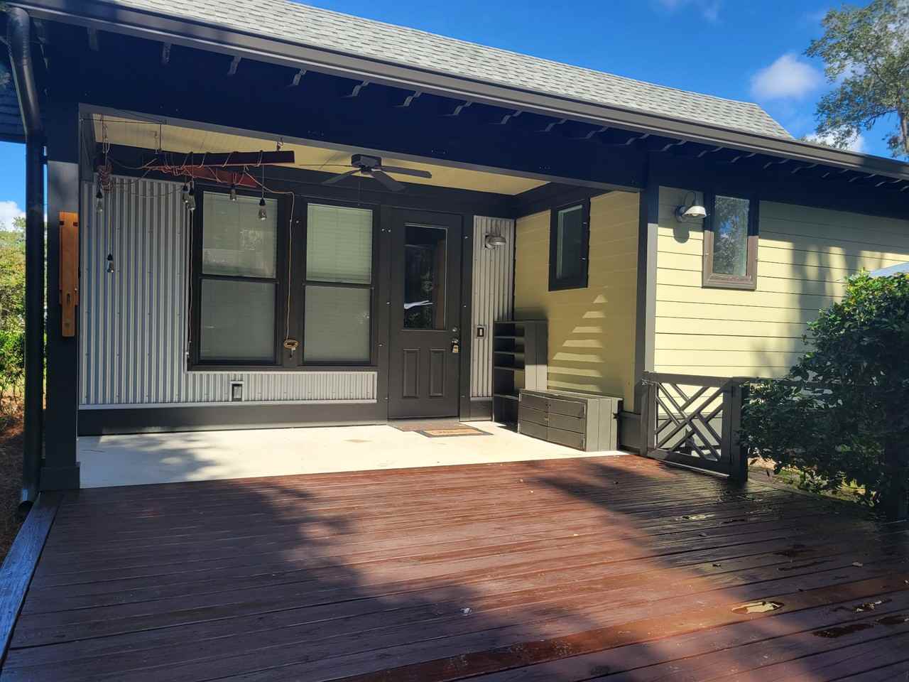 191 Seabrook Rd #1 - Photo 2 of 15