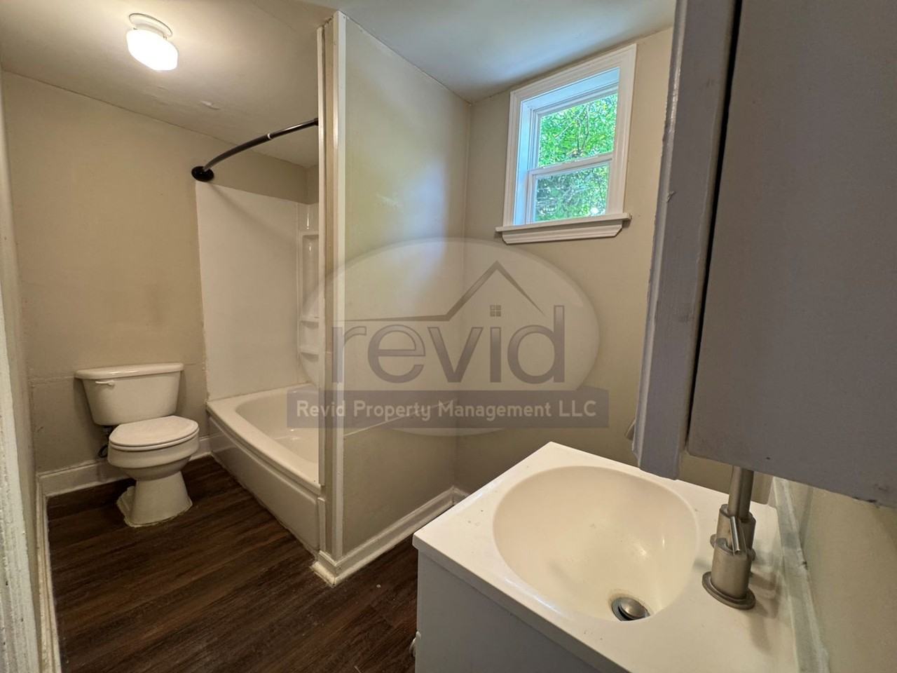 3516 Carnes Ave - Photo 6 of 8