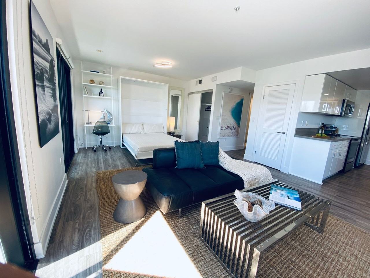 301 Ocean Ave - Photo 5 of 50