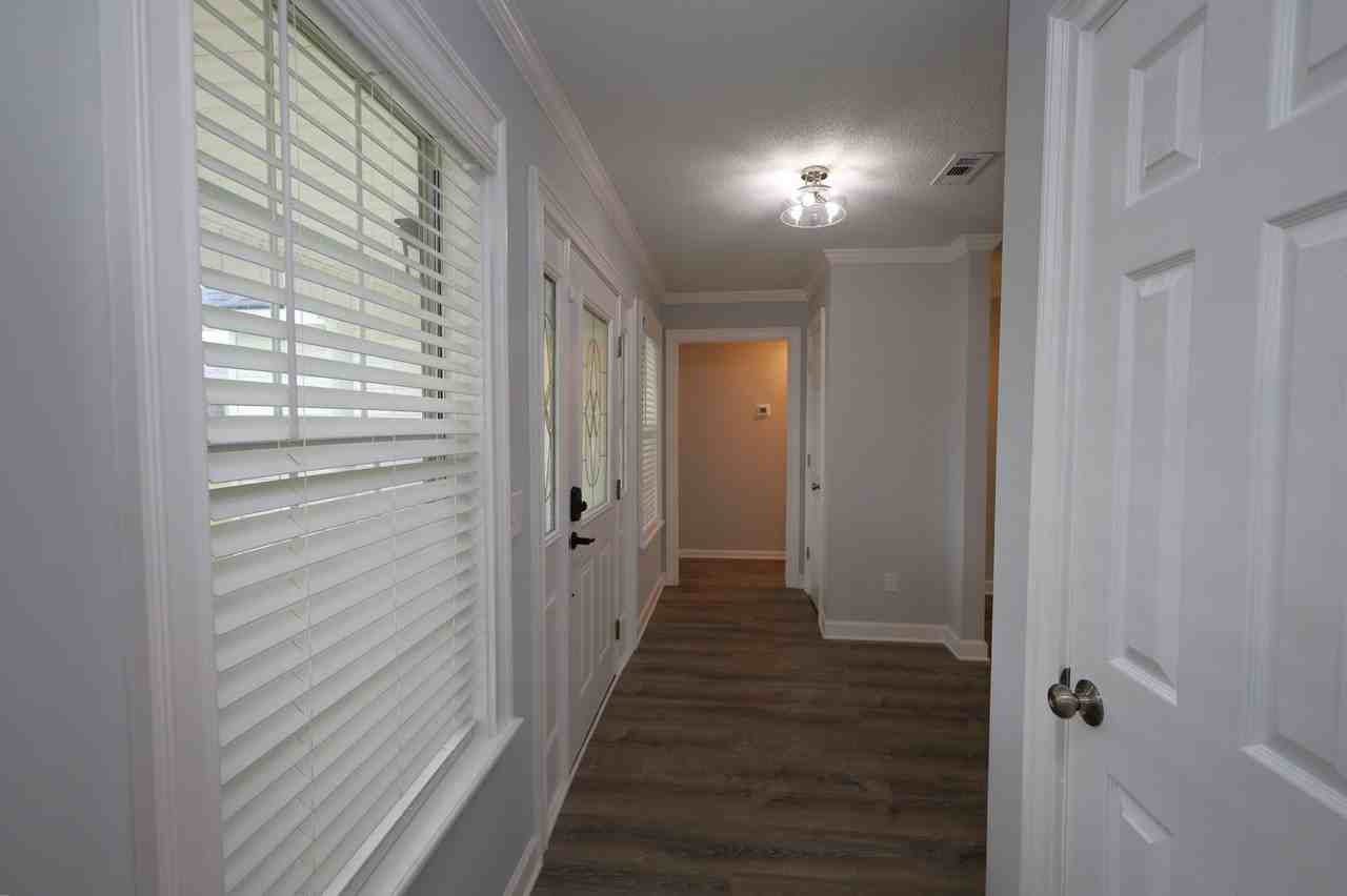 3834 Merriman Ct - Photo 4 of 26