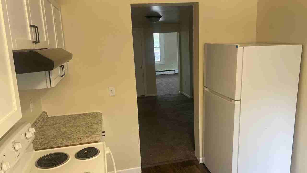 305 Madison St #1 - Photo 5 of 14