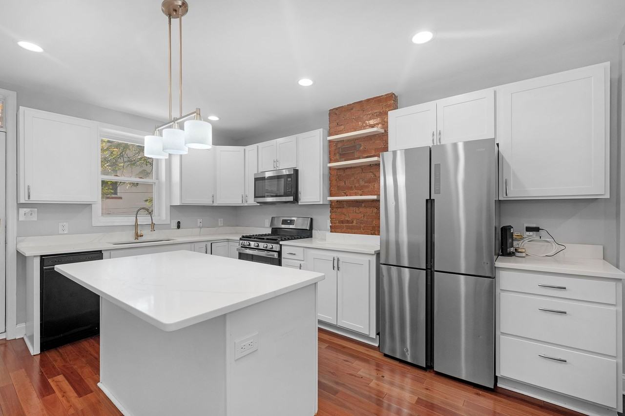 2815 Orleans St - Photo 5 of 50