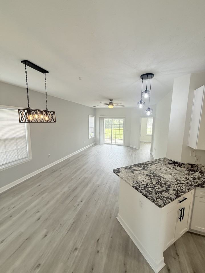 129 Ashley Park Dr - Photo 7 of 24