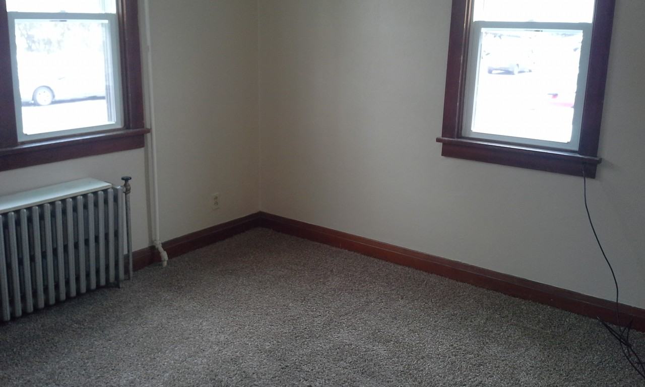 516 1st St N #1 - Photo 2 of 6