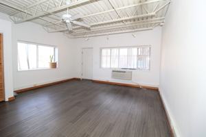 featured image of 1027 N Molly Ct