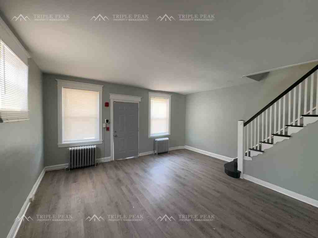 4521 N 7th St #2 - Photo 4 of 13