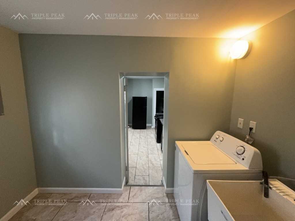 4521 N 7th St #2 - Photo 6 of 13
