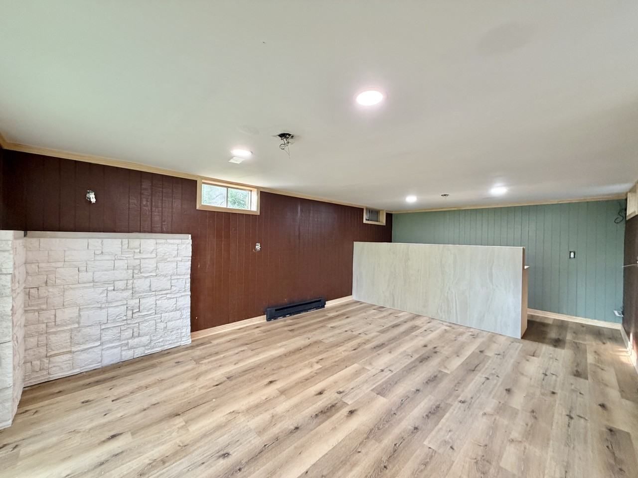4775 N River Rd #1 - Photo 7 of 29