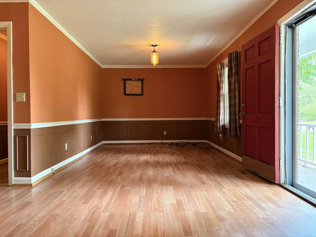 512 E Moore St #1 - Photo 2 of 19