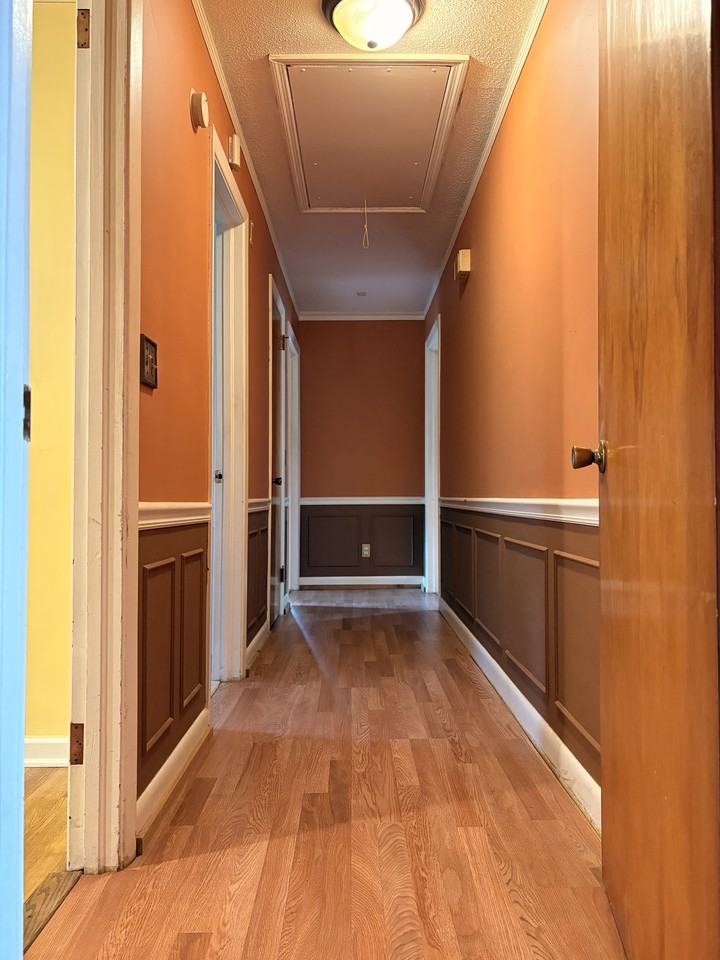 512 E Moore St #1 - Photo 4 of 19