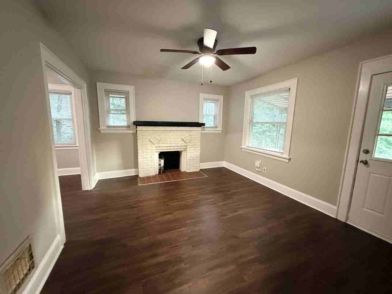 916 Elberon Ave #2 - Photo 2 of 21