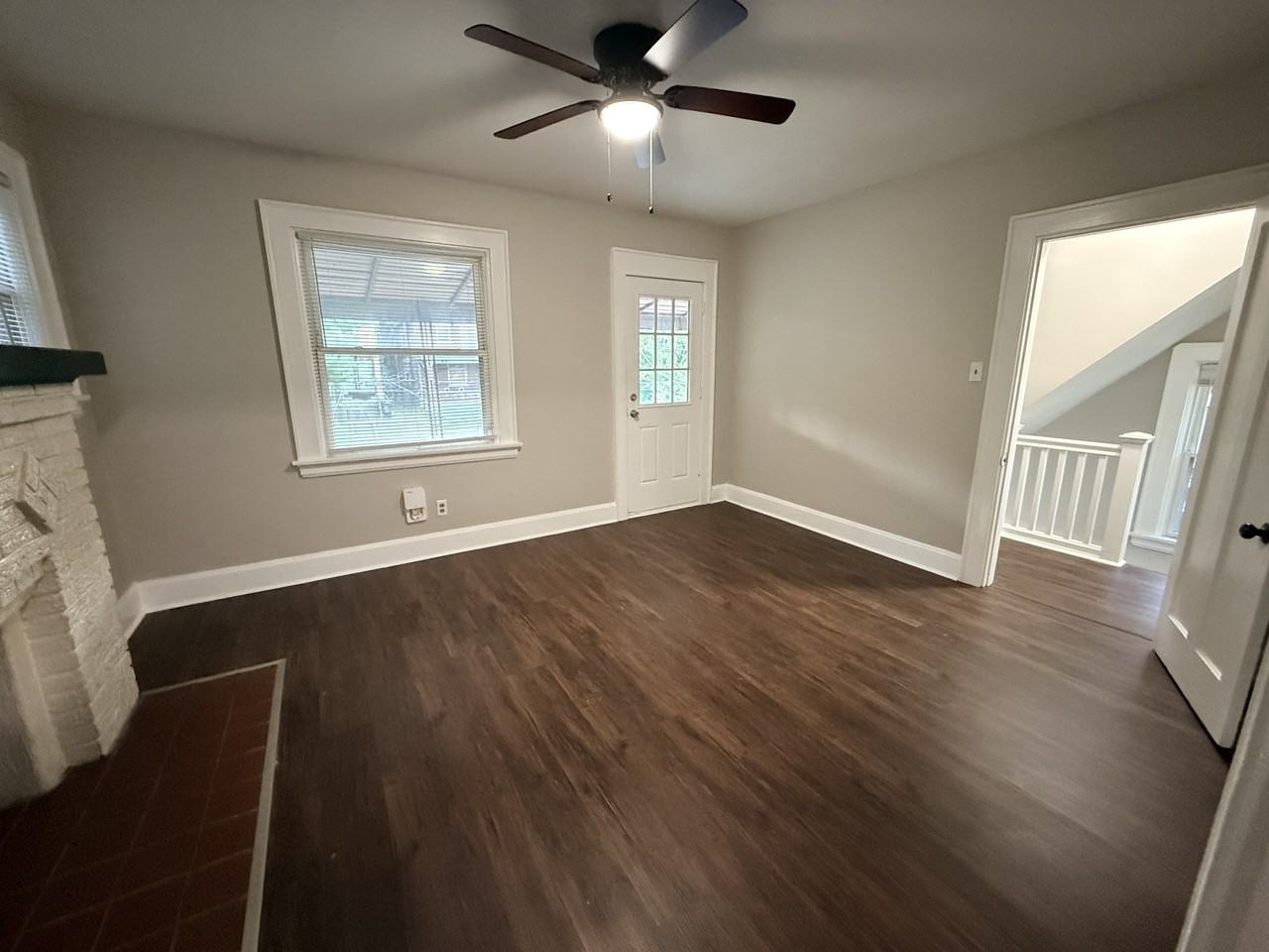 916 Elberon Ave #2 - Photo 4 of 21