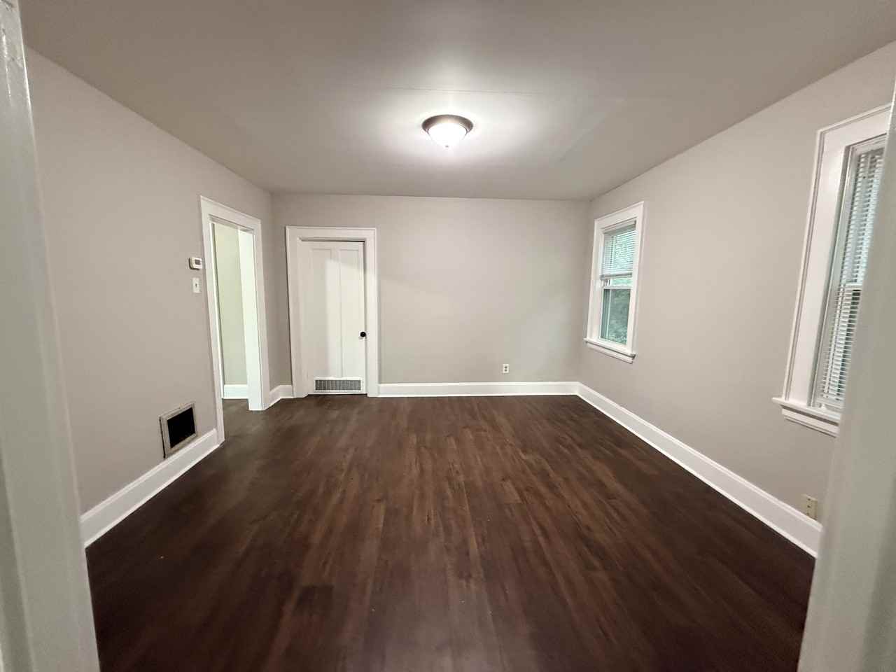 916 Elberon Ave #2 - Photo 5 of 21