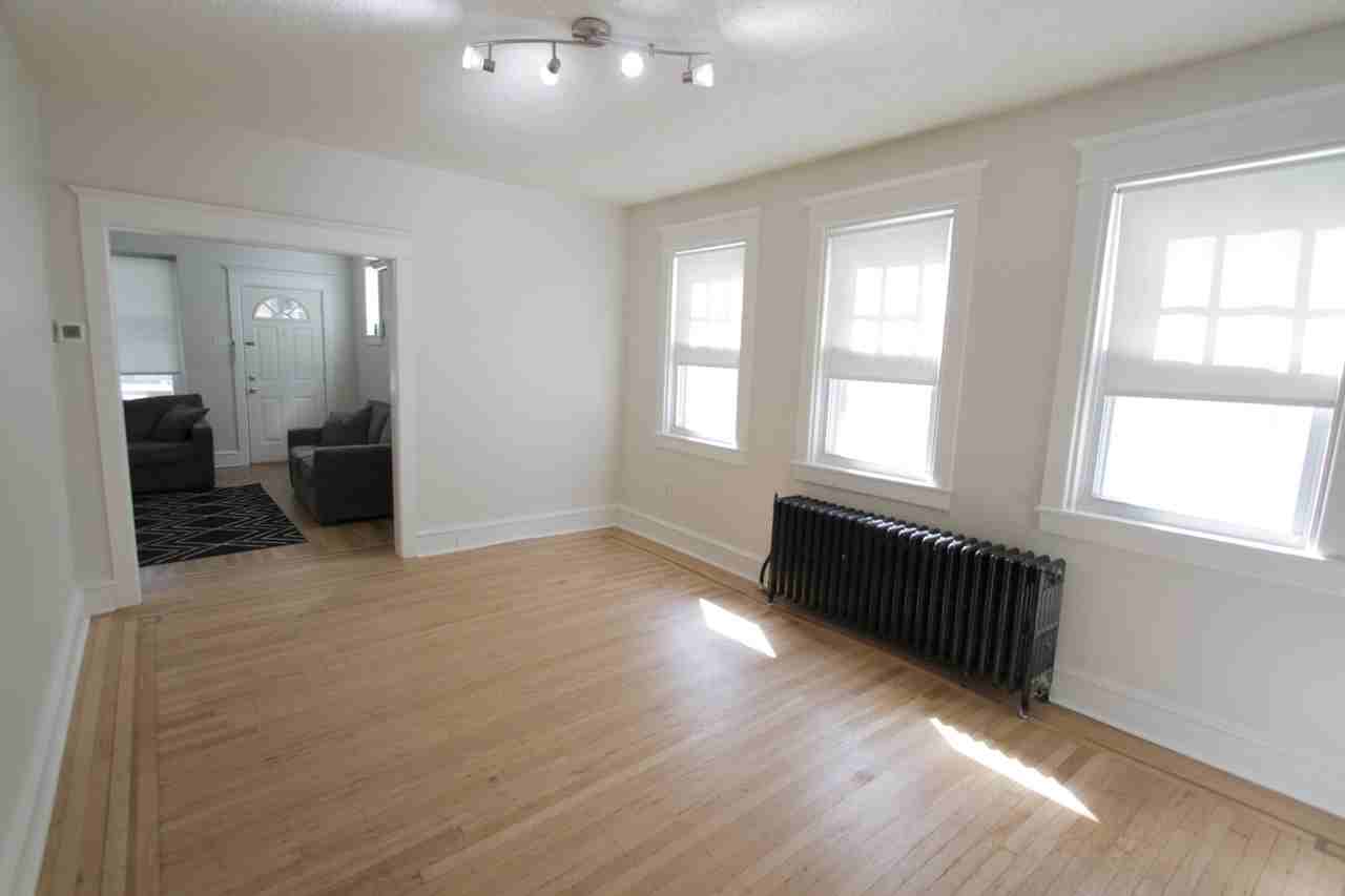 804 W 21st St #1 - Photo 5 of 20