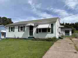 featured image of 3913 Stanley Ave #1