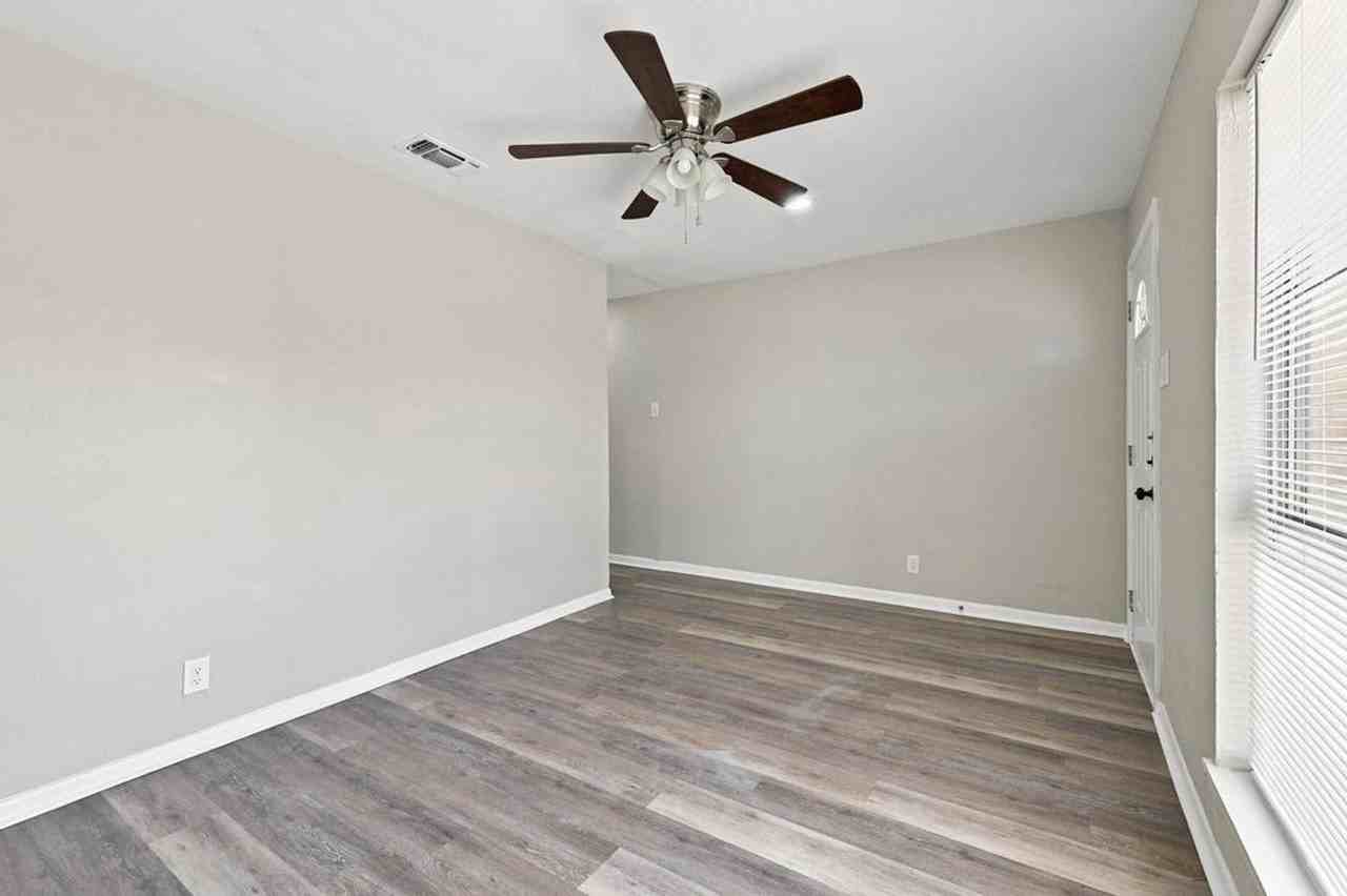 315 S Loving Ave #NEW - Photo 6 of 19