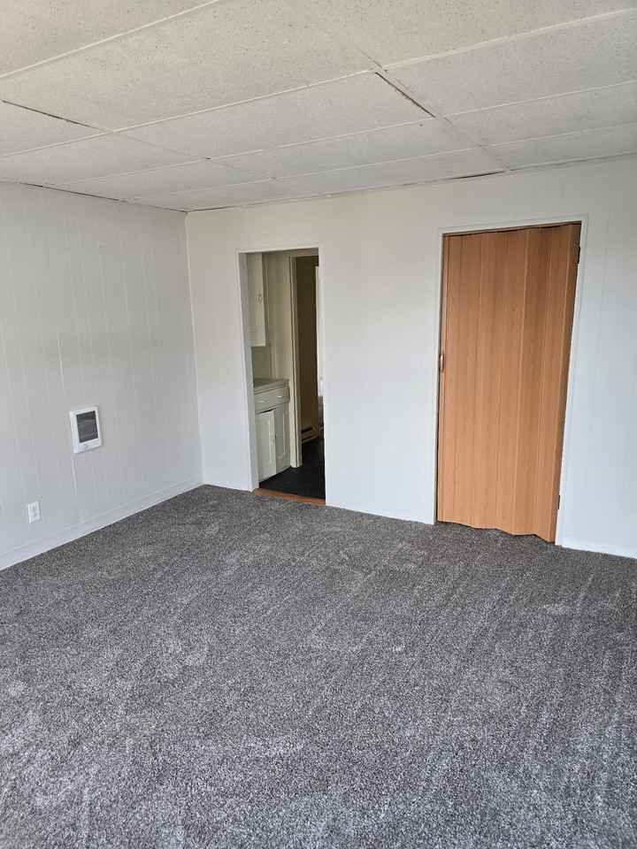 211 Bessemer AveApt. 2 #2ndFL - Photo 5 of 21