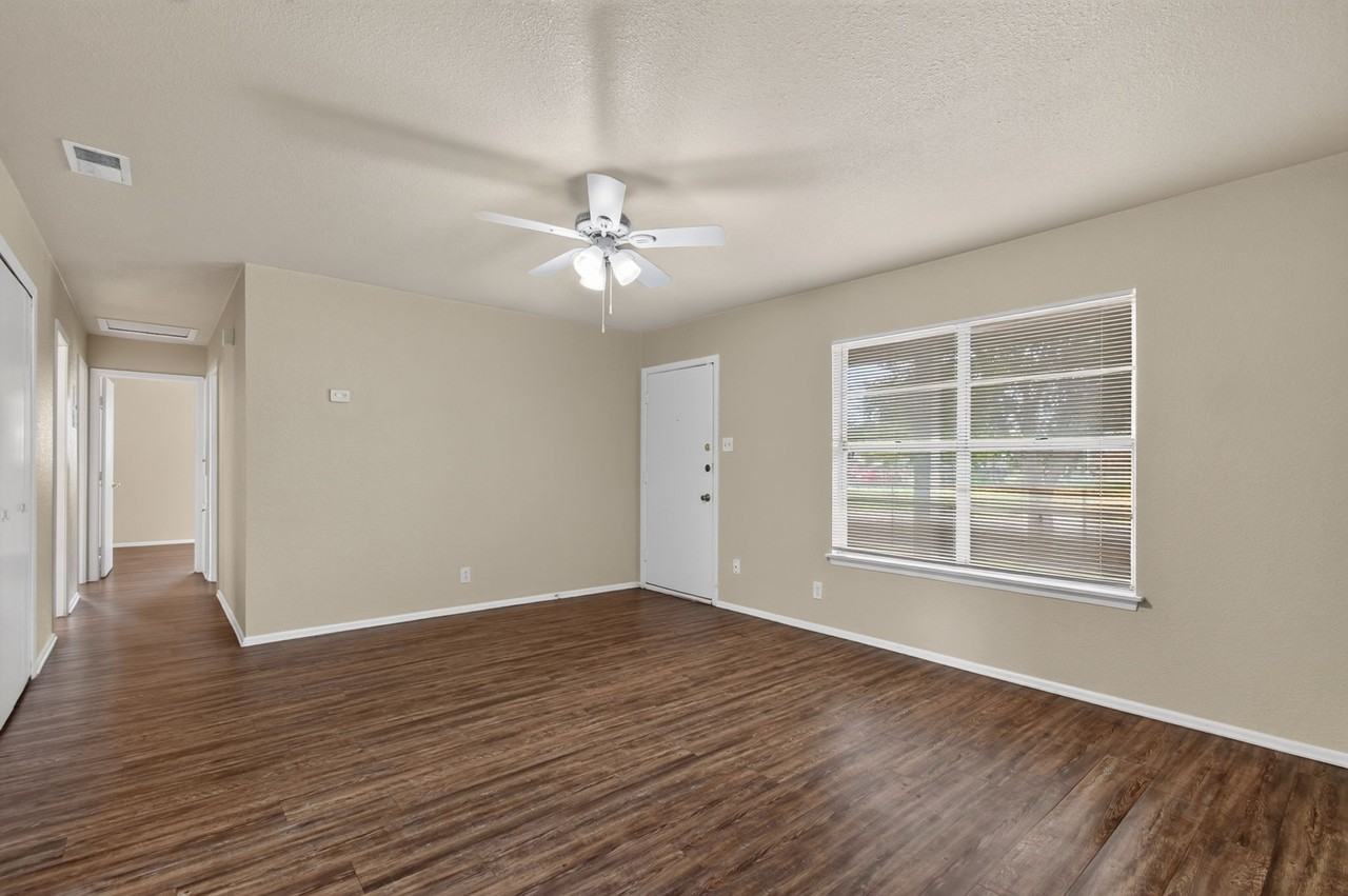 602 Catalina Ave #1 - Photo 6 of 25