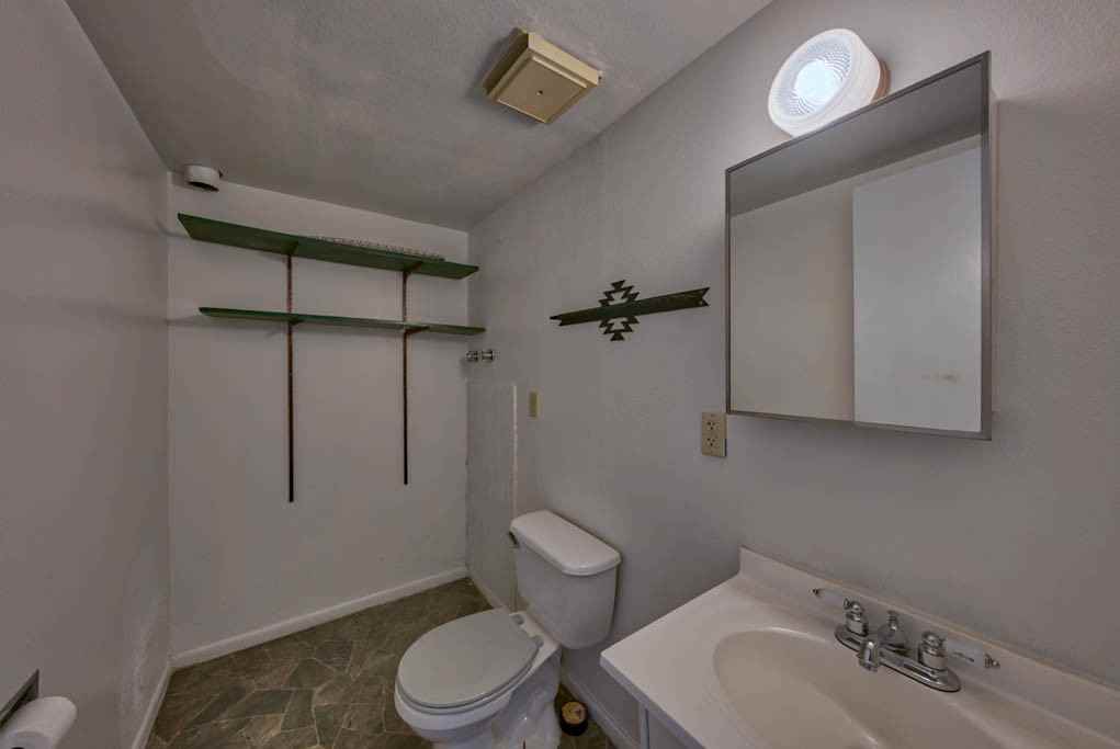 1813 16th St #1 - Photo 4 of 11