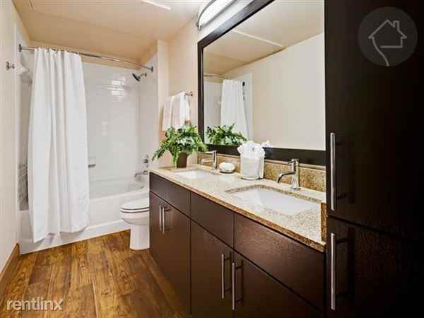 5282 Town and Country Blvd - Photo 2 of 10