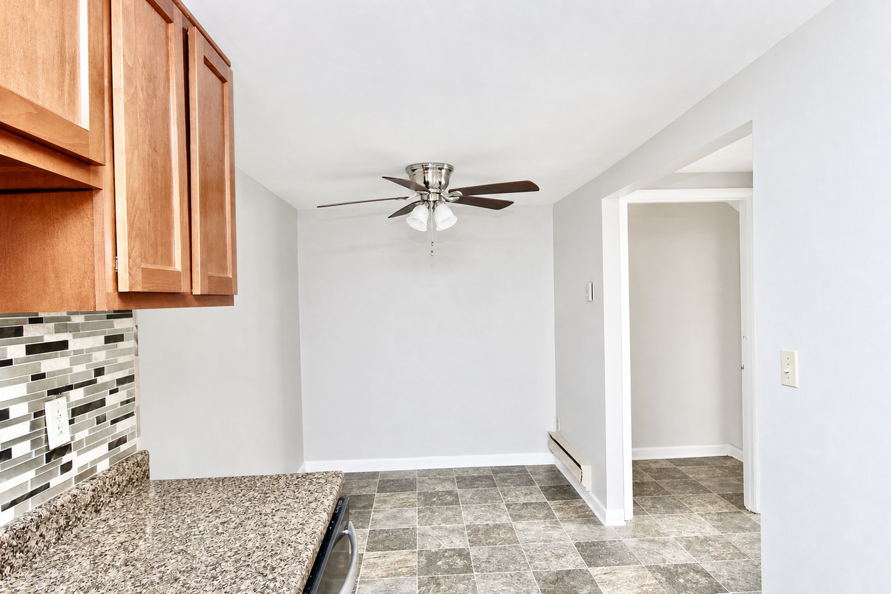 427 Park Manor Pl #427 - Photo 4 of 7
