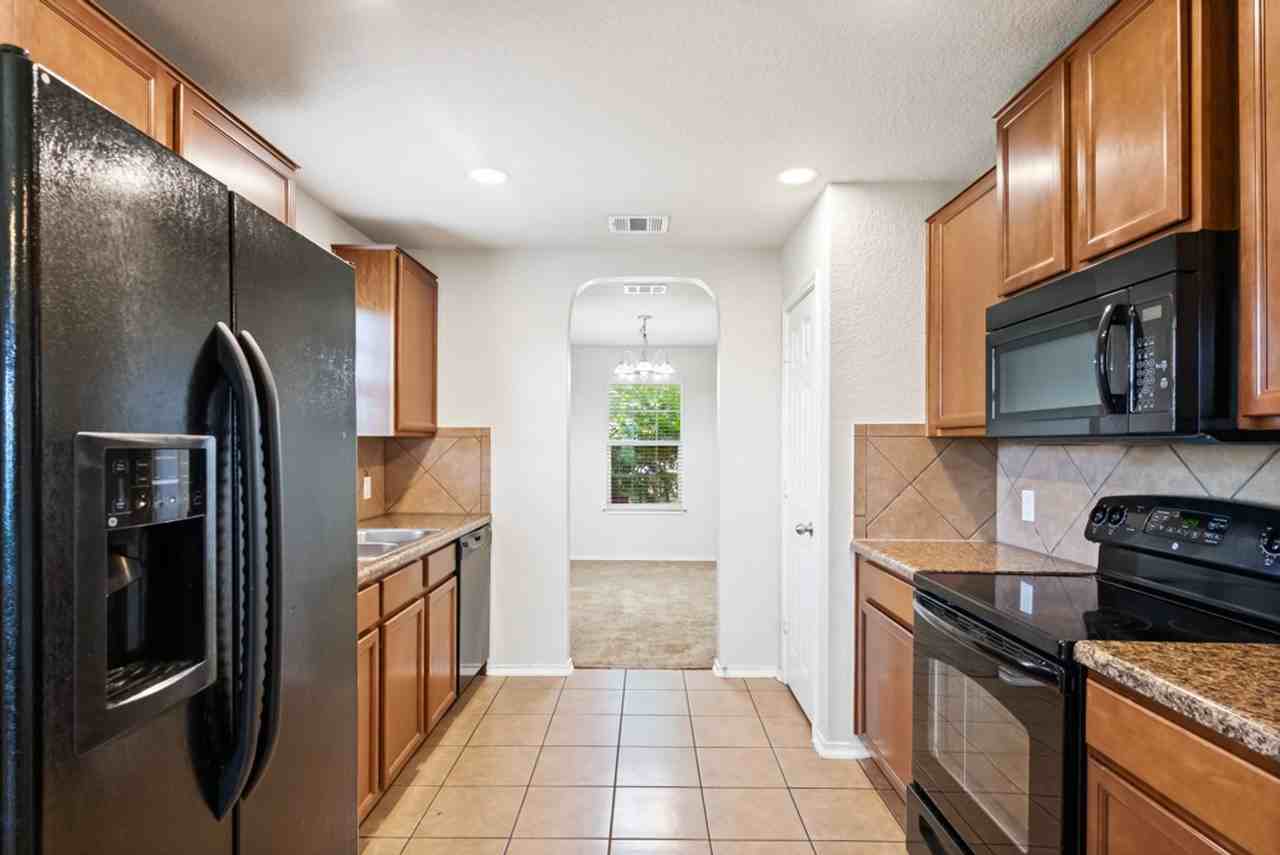 10907 Cimarron Cv - Photo 7 of 28