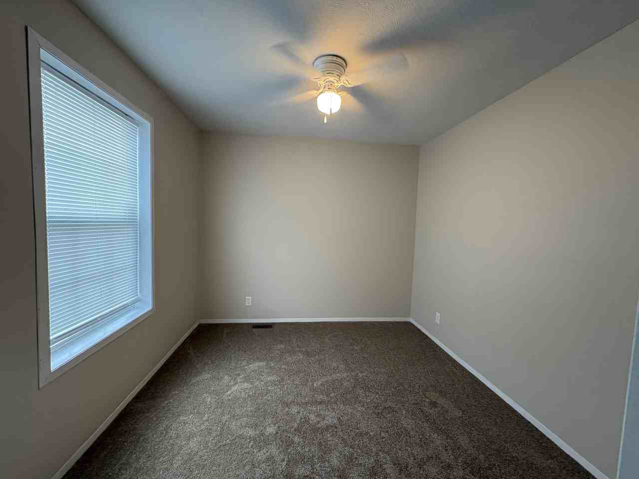 11048 Rambling Way Ct #24 - Photo 4 of 9
