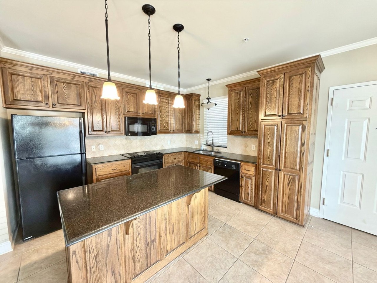 9413 Burbank Dr #A2 - Photo 7 of 25
