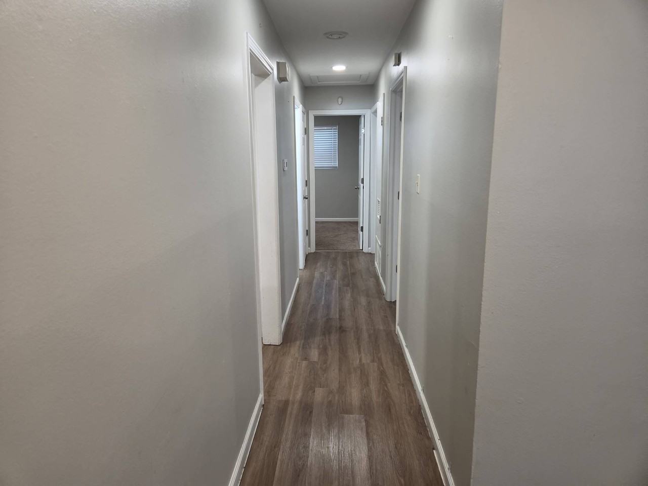 2500 Westacre Dr #1 - Photo 4 of 8