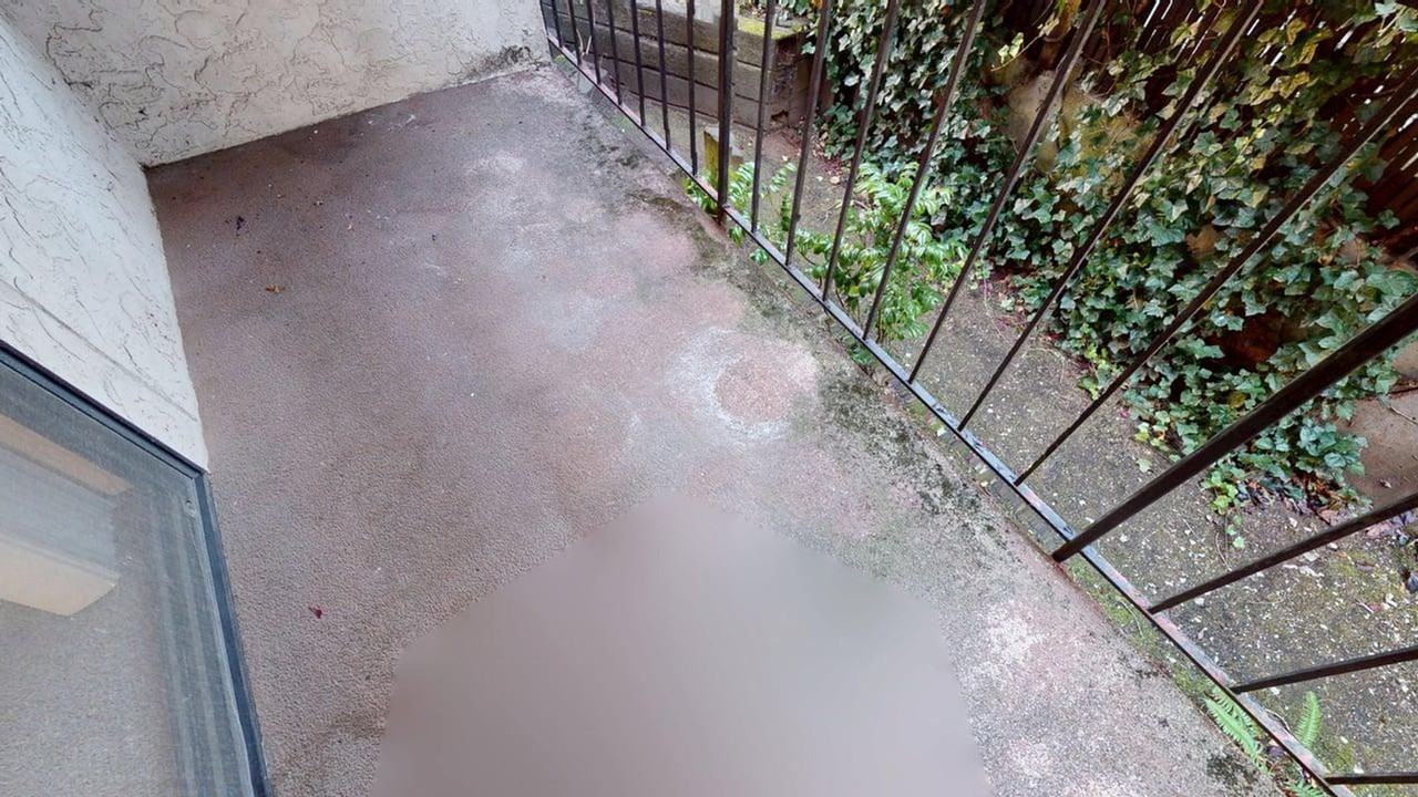 8409 5th Ave NE - Photo 5 of 29