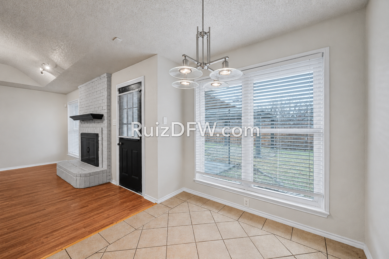 1865 Kings Canyon Cir - Photo 5 of 19