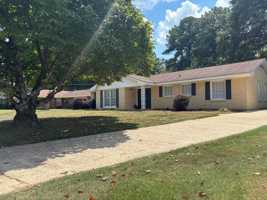 featured image of 3920 Meredith Dr