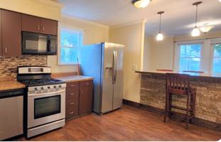 featured image of 8 Riverside Ct