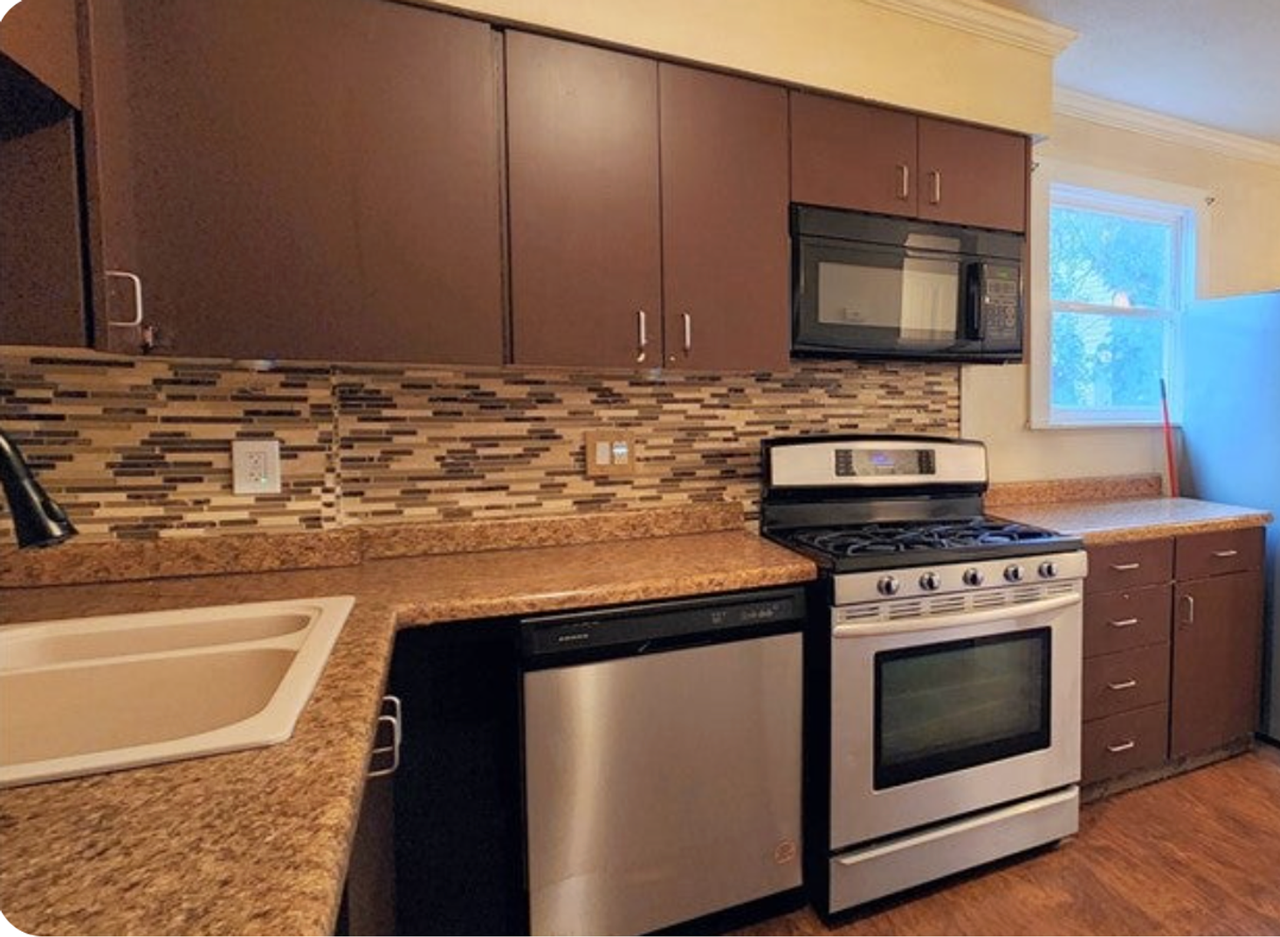 8 Riverside Ct - Photo 2 of 11
