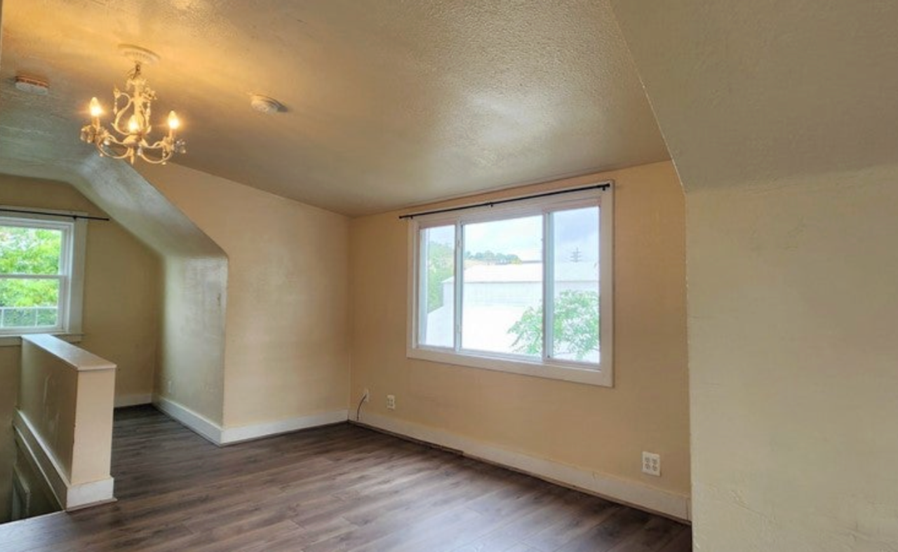 8 Riverside Ct - Photo 7 of 11