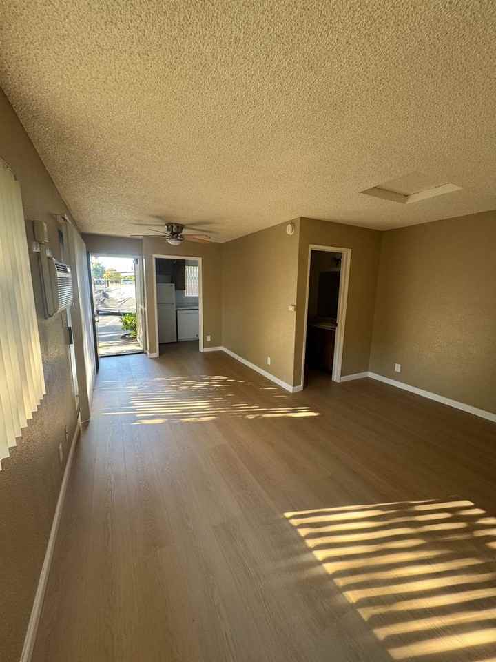 CHARISMA APTS. - Photo 7 of 10