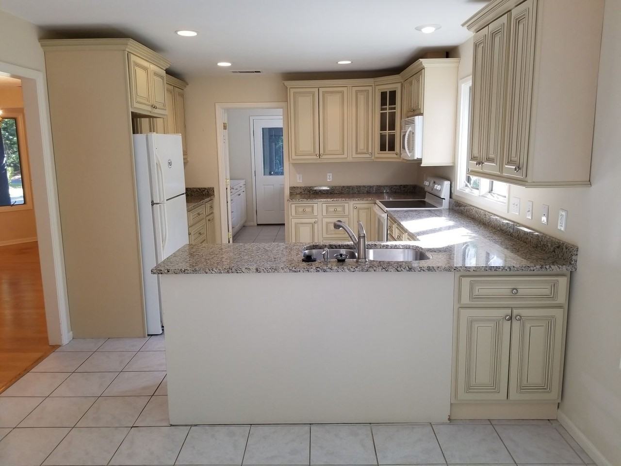 12 Bobcat Ln - Photo 4 of 11