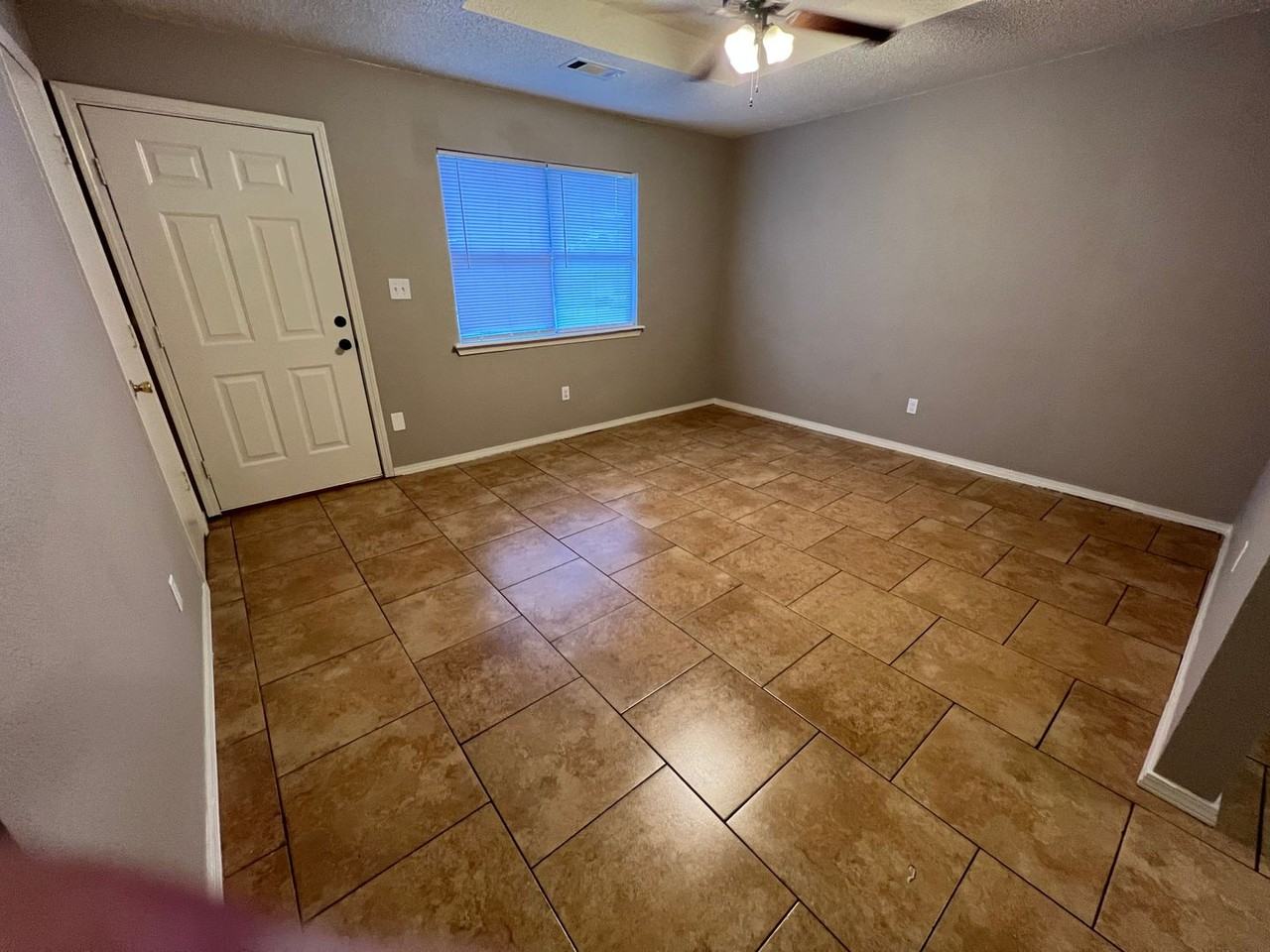3605 Rickey Dr - Photo 3 of 12