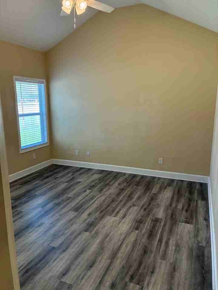 173 Austin Ryan Dr - Photo 6 of 15