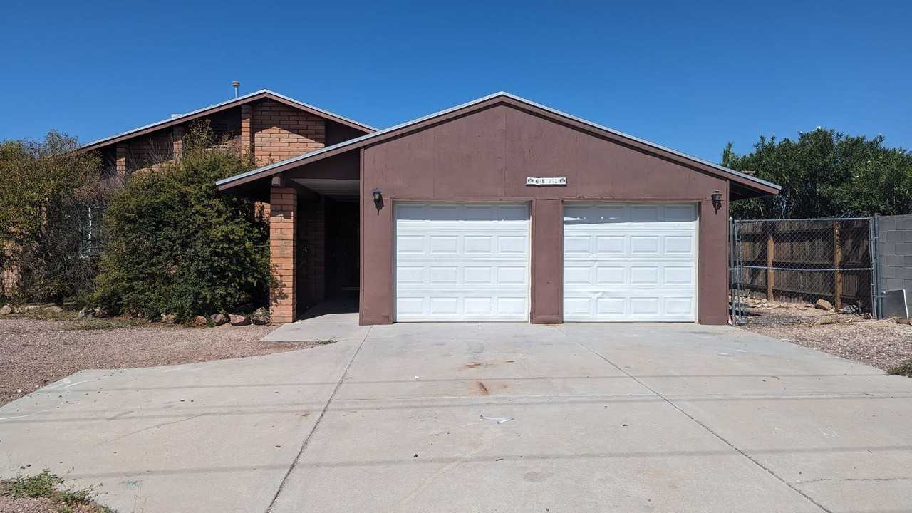 6801 N Camino De La Tierra - Photo 2 of 16