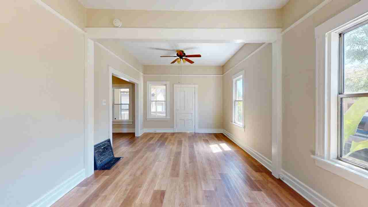 209 W 2nd St #209 - Photo 7 of 14