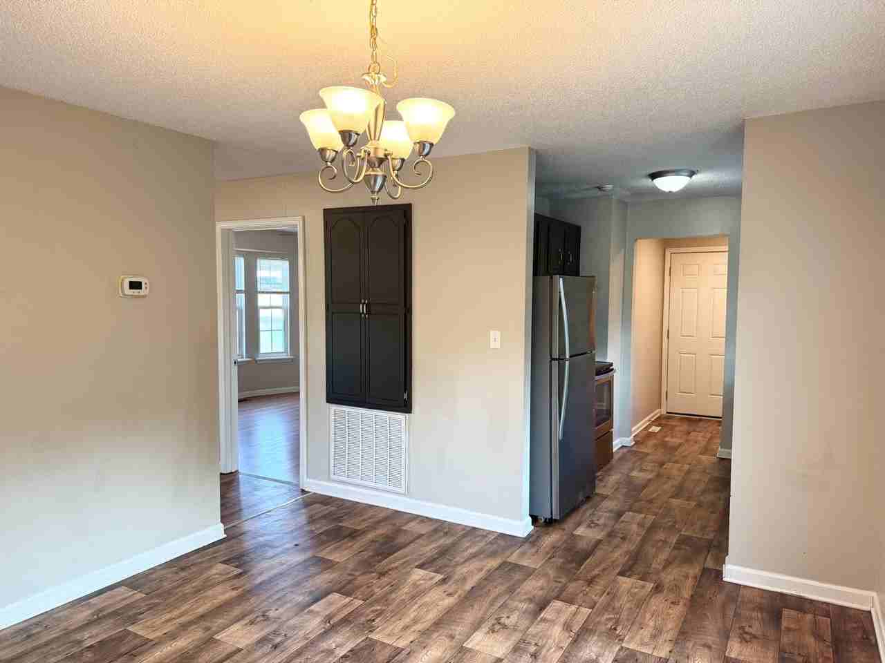 258 Golden Pond Ave - Photo 6 of 34