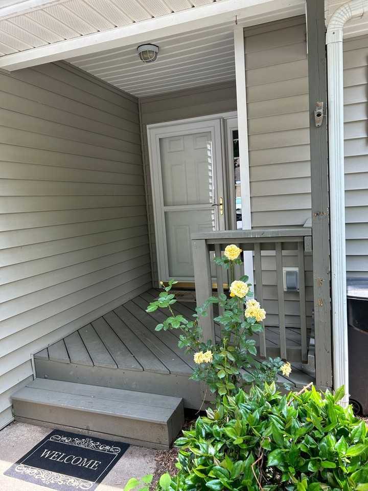 165 Farm Ln - Photo 2 of 46
