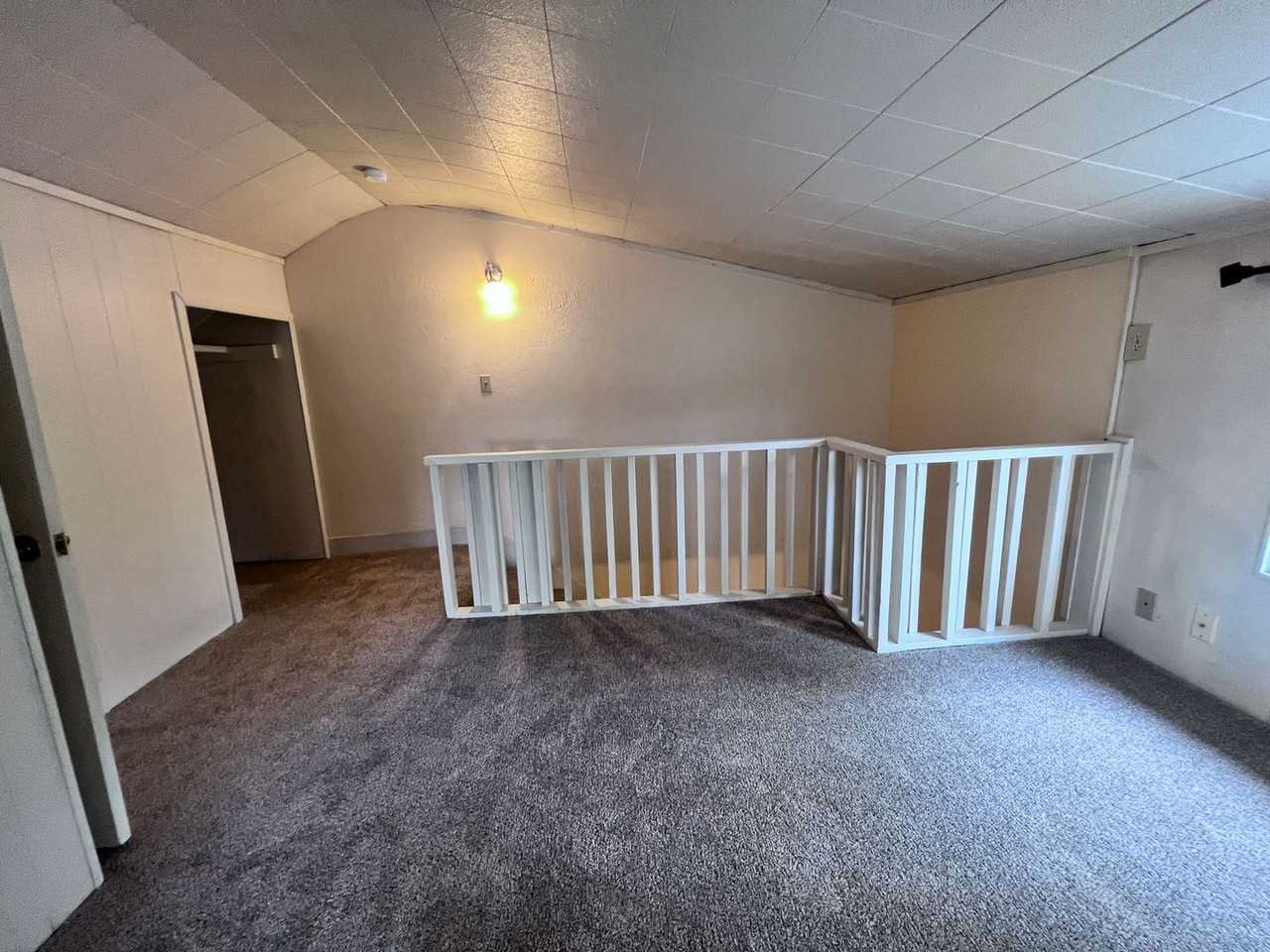 7 Antoinette Ave - Photo 3 of 15