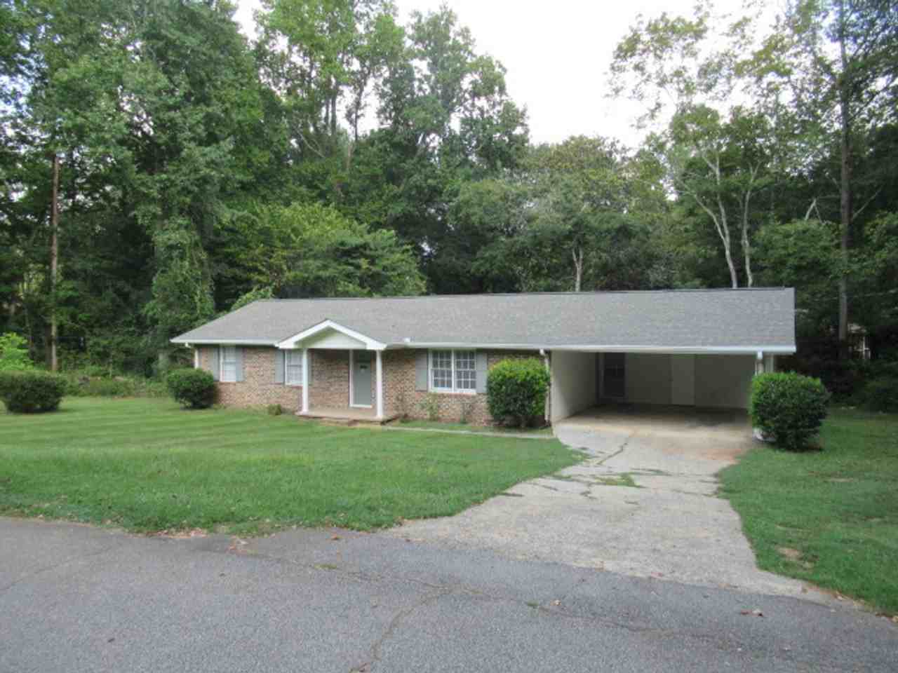 55 Greenwood Ln - Photo 2 of 25