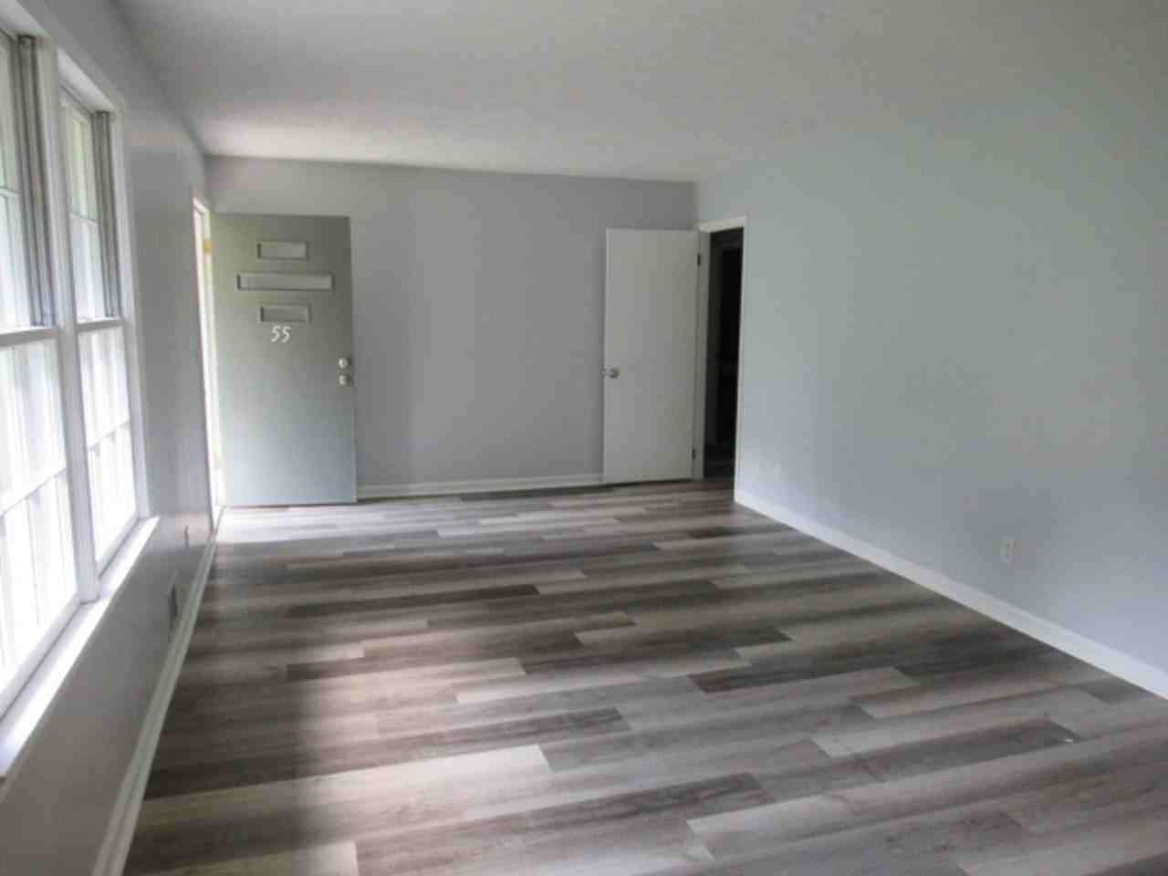 55 Greenwood Ln - Photo 7 of 25